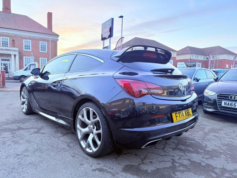 VAUXHALL ASTRA GTC