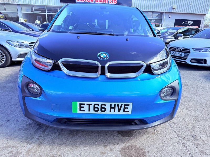 BMW I3