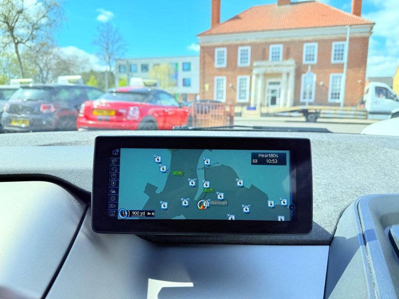 BMW I3