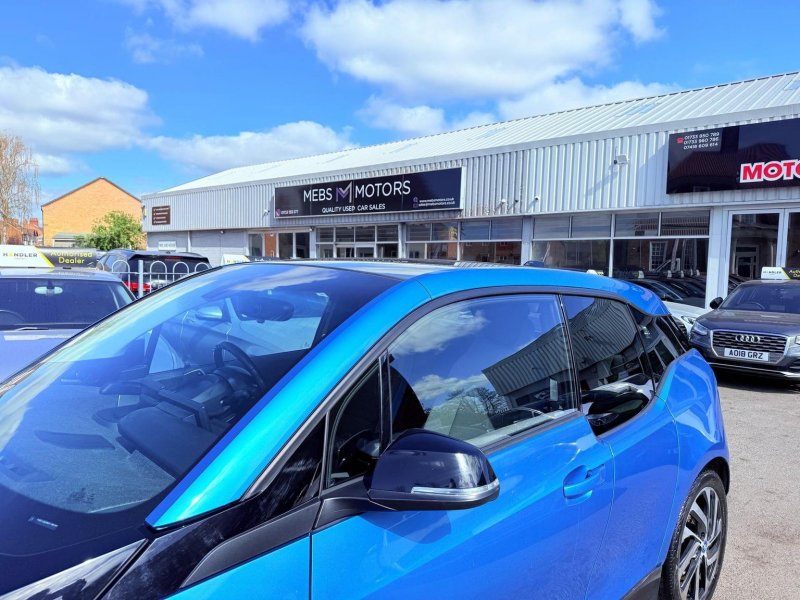 BMW I3