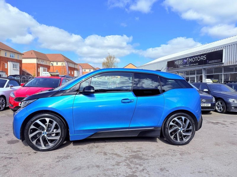 BMW I3