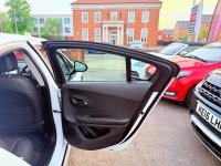 VAUXHALL AMPERA