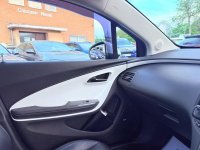 VAUXHALL AMPERA