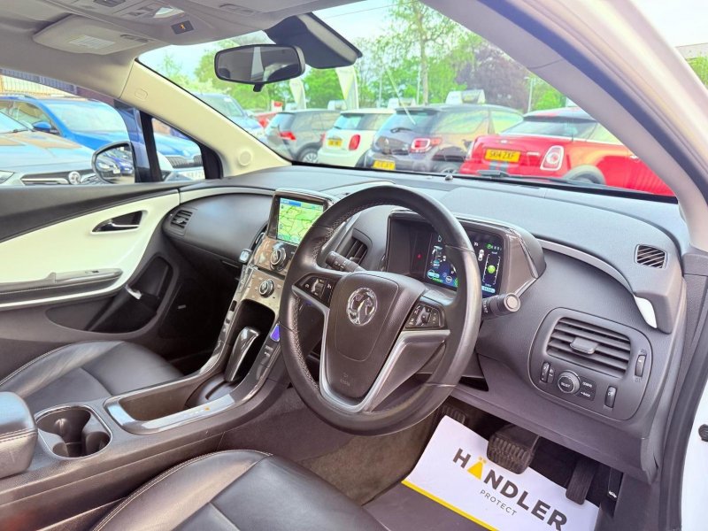 VAUXHALL AMPERA