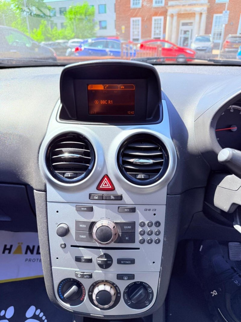 VAUXHALL CORSA