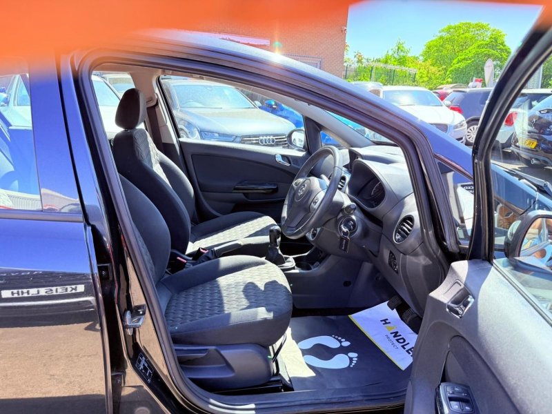 VAUXHALL CORSA
