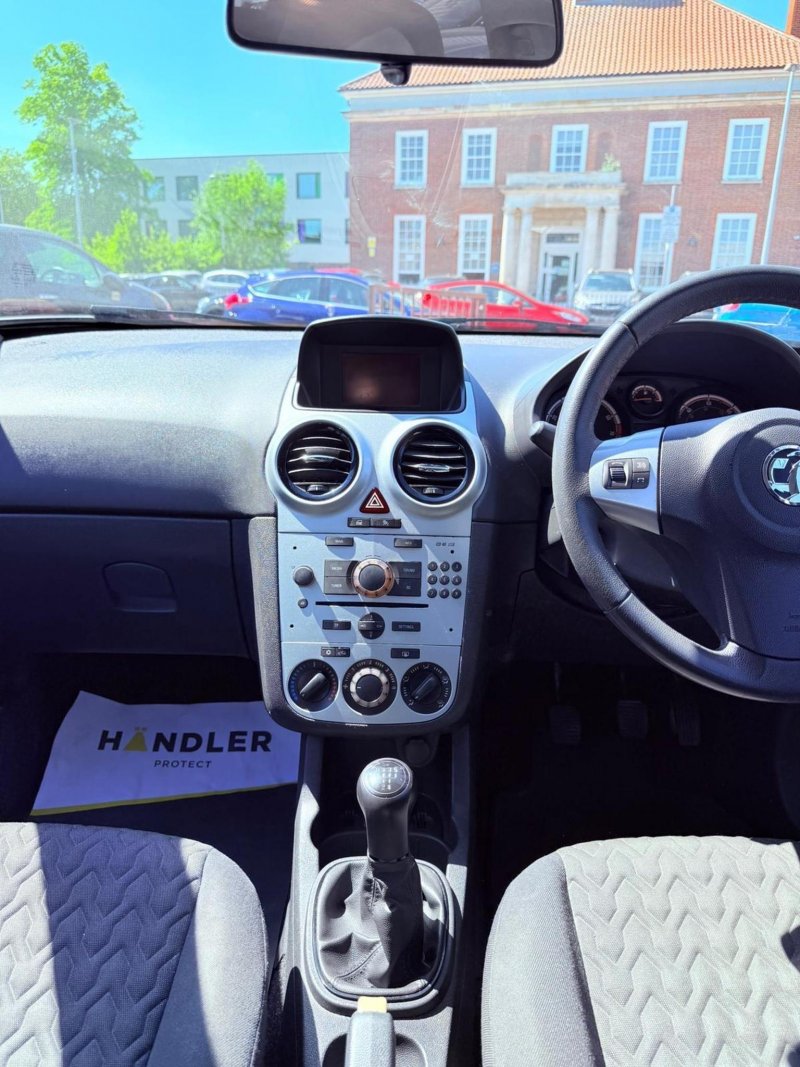 VAUXHALL CORSA