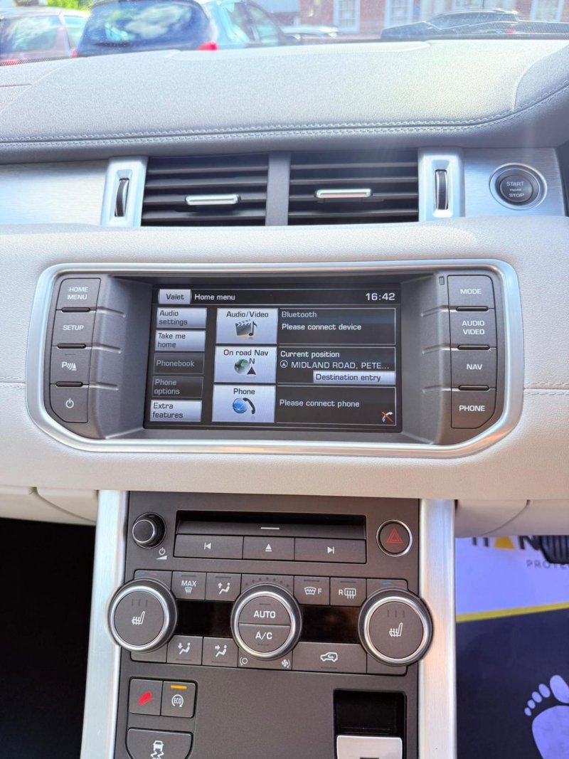 LAND ROVER RANGE ROVER EVOQUE