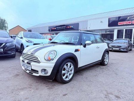 MINI HATCH