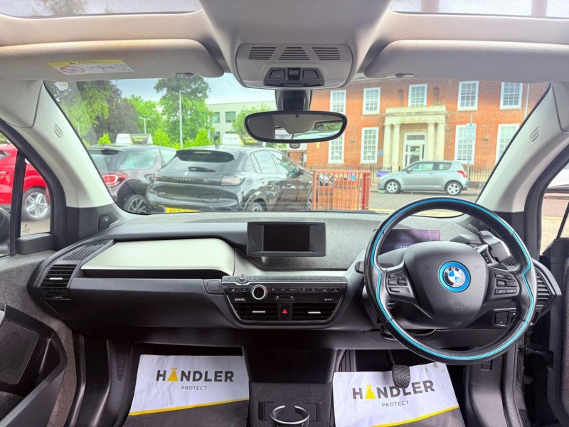 BMW I3