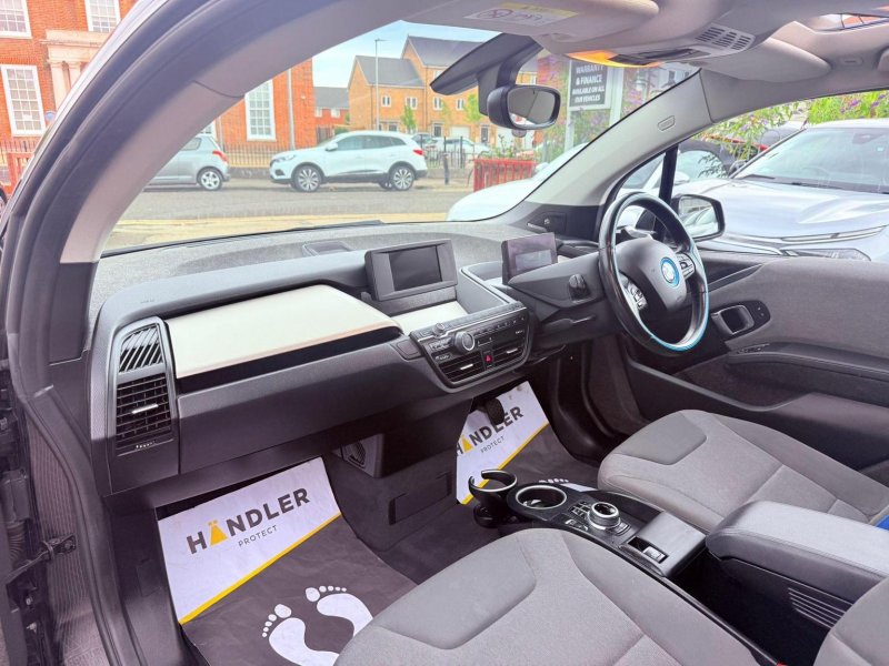 BMW I3