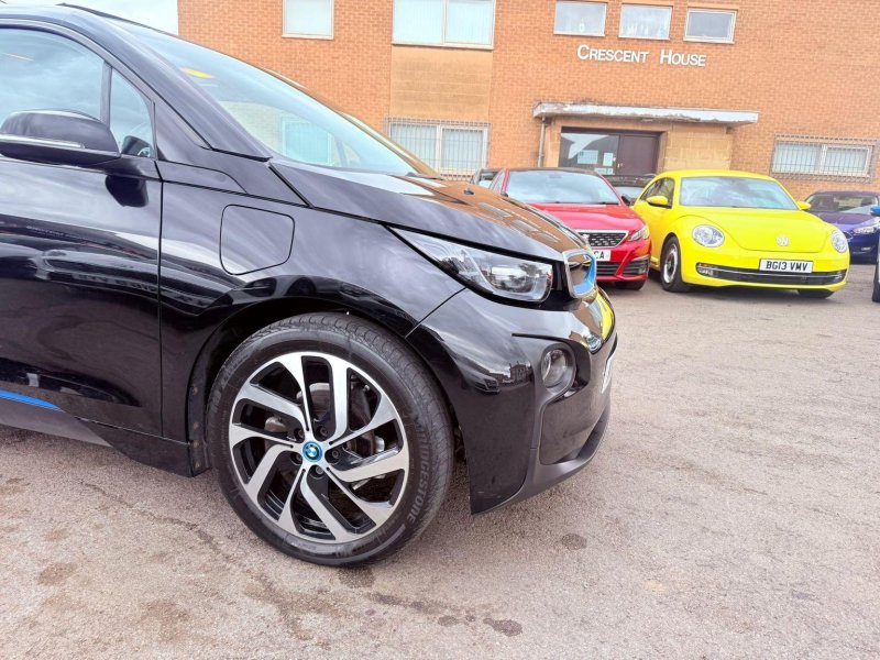 BMW I3