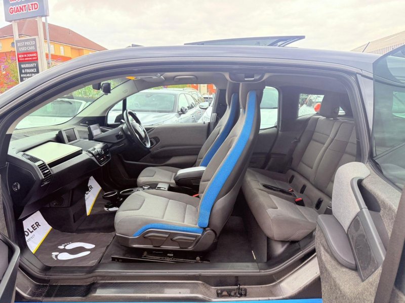 BMW I3