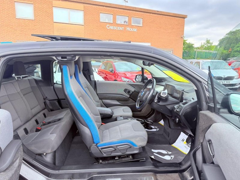 BMW I3